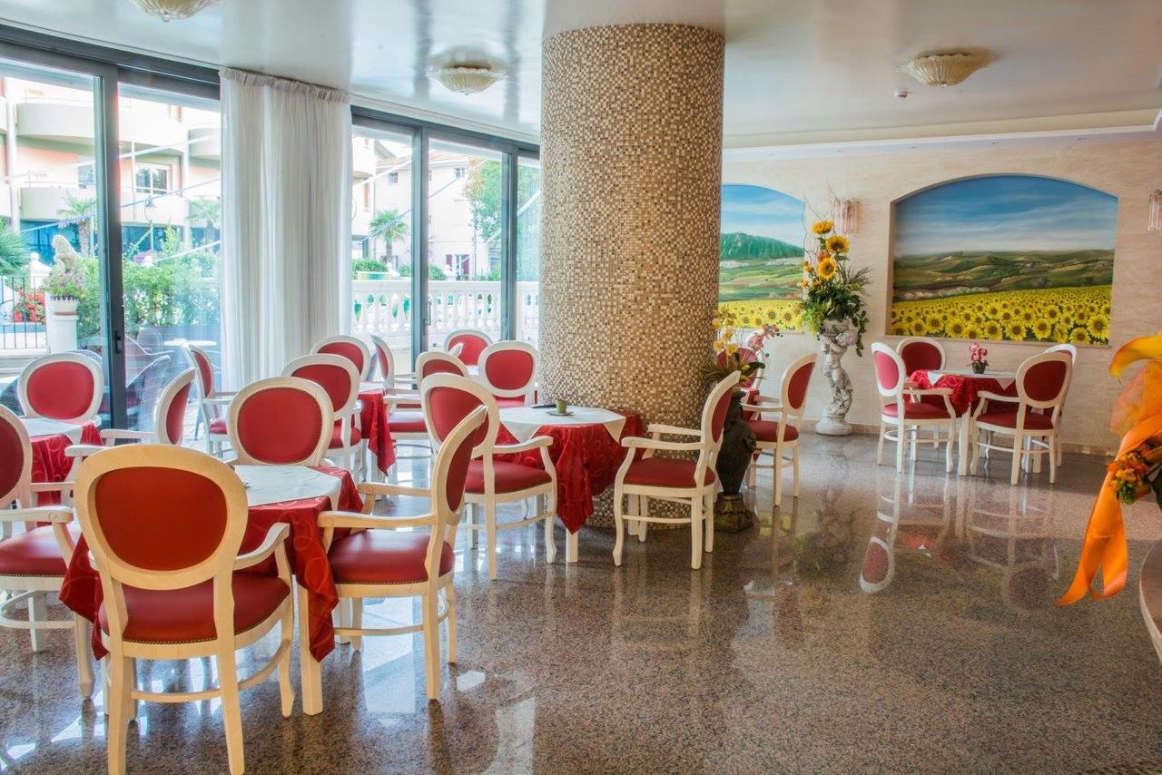 Hotel Miranda Bellaria-Igea Marina Exterior photo